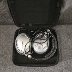 Sennheiser: PXC 450 Over Ear Noise Cancelling Headphones